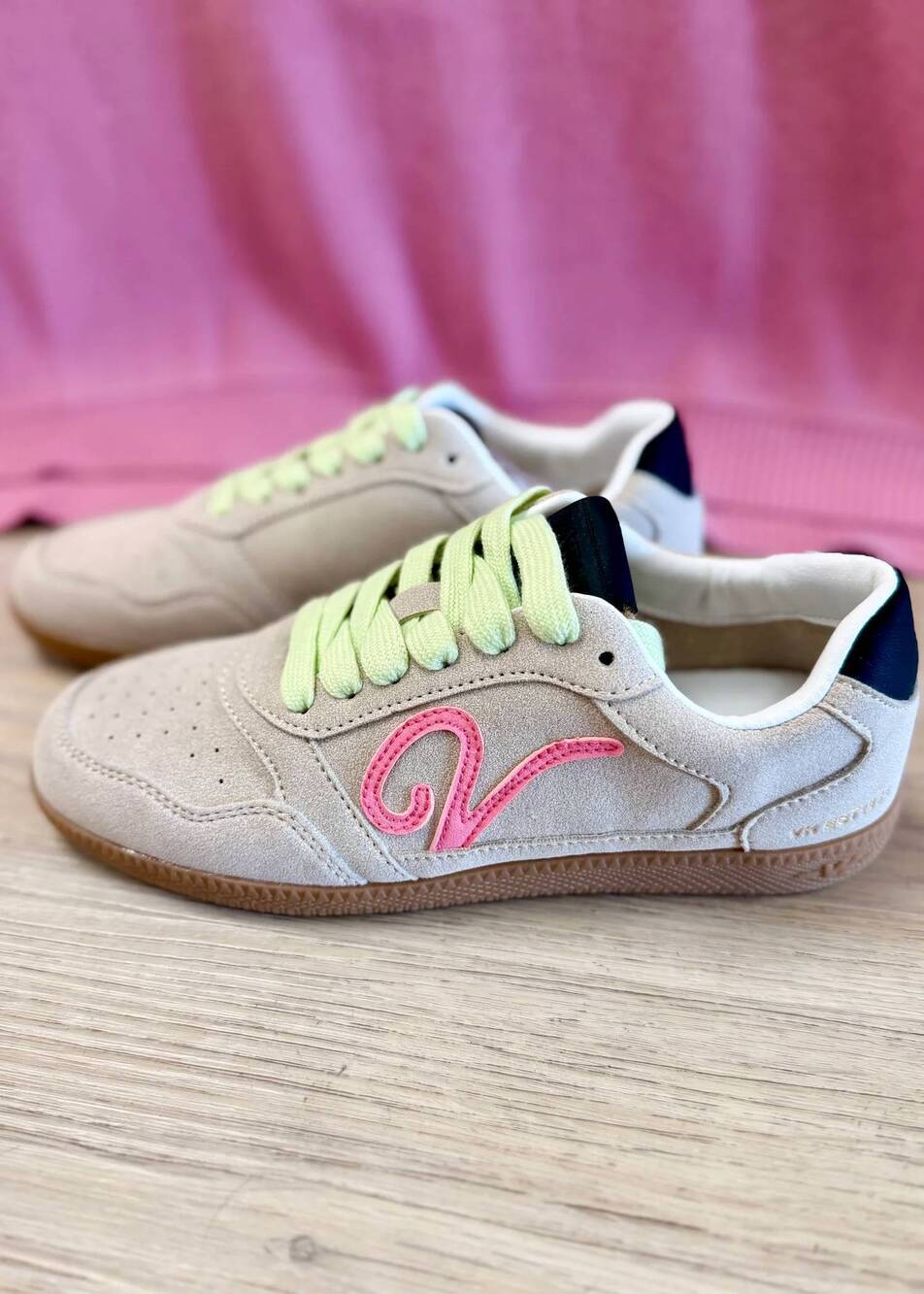 NEW VINTAGE HAVANA women's go and glow sneakers in multi